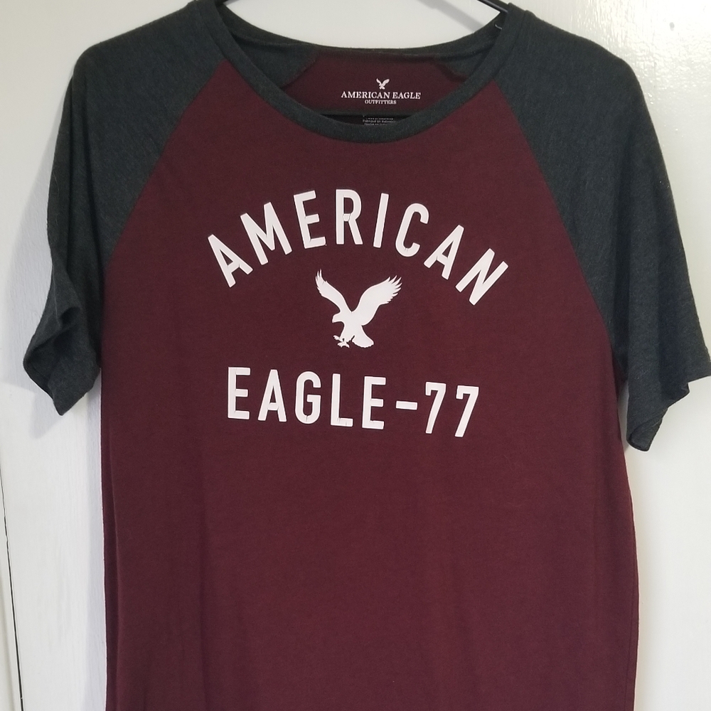 American Eagle T-shirt